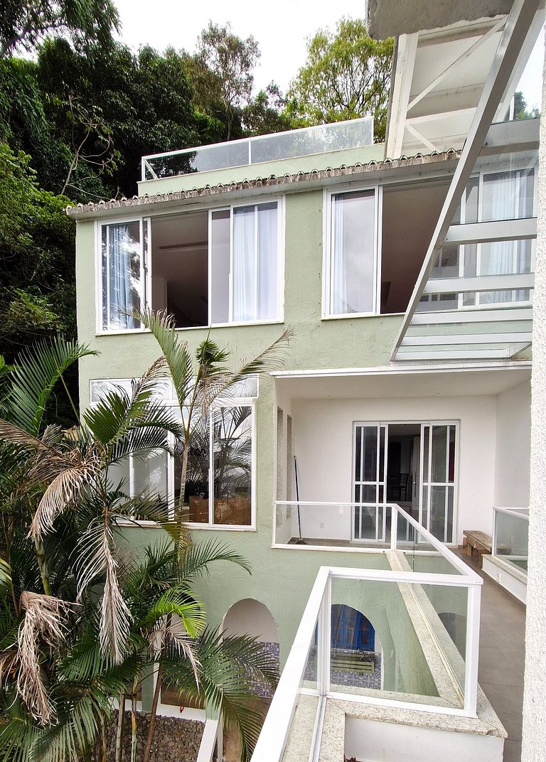 Casa Lagoa com vista e piscina