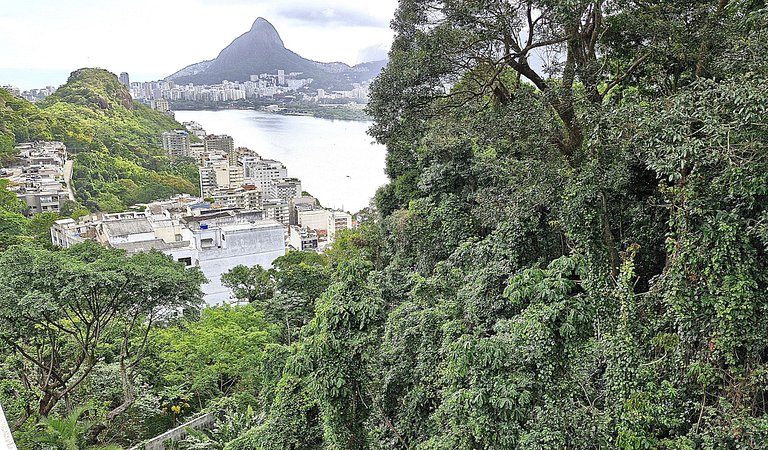 Casa Lagoa com vista e piscina