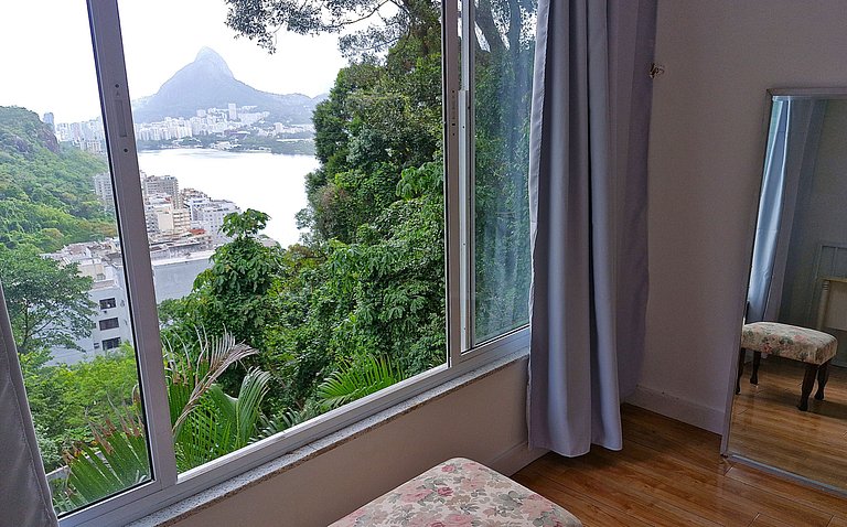 Casa Lagoa com vista e piscina