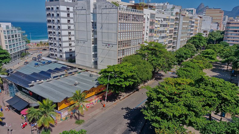 Charmoso apartamento a 1 quadra da praia