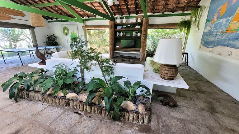 Hermosa casa con piscina a un paso de la playa