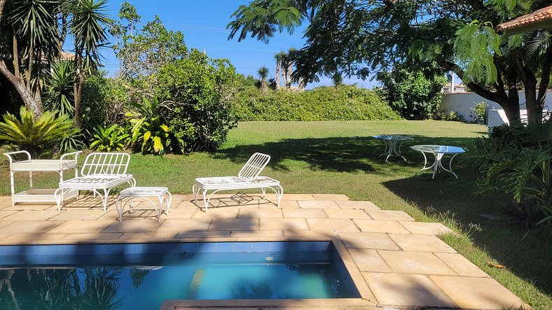 Hermosa casa con piscina a un paso de la playa