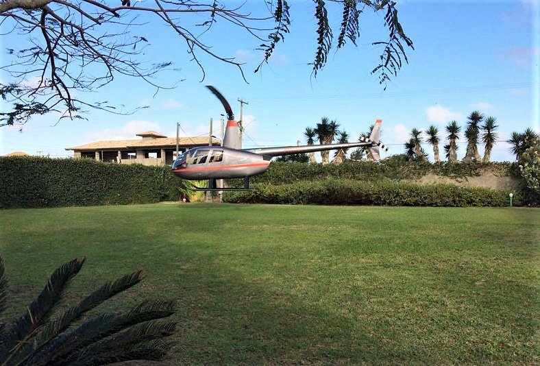 Hermosa casa con piscina a un paso de la playa