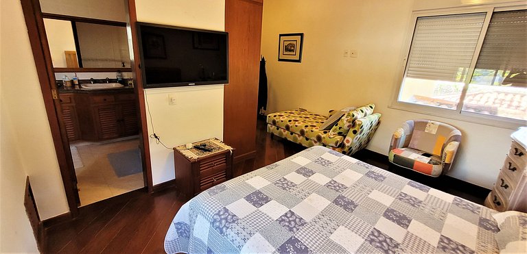 Hermosa casa en condominio privado