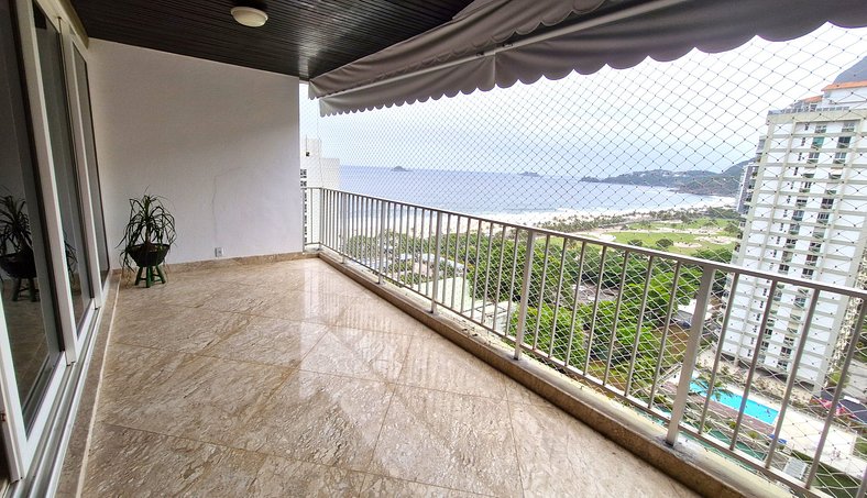 Super luxury with sea view